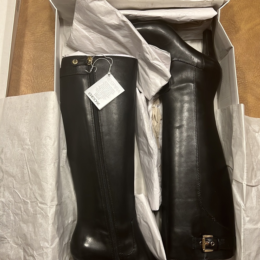 GEOX Respira Black Leather Boots - Picture 2 of 8